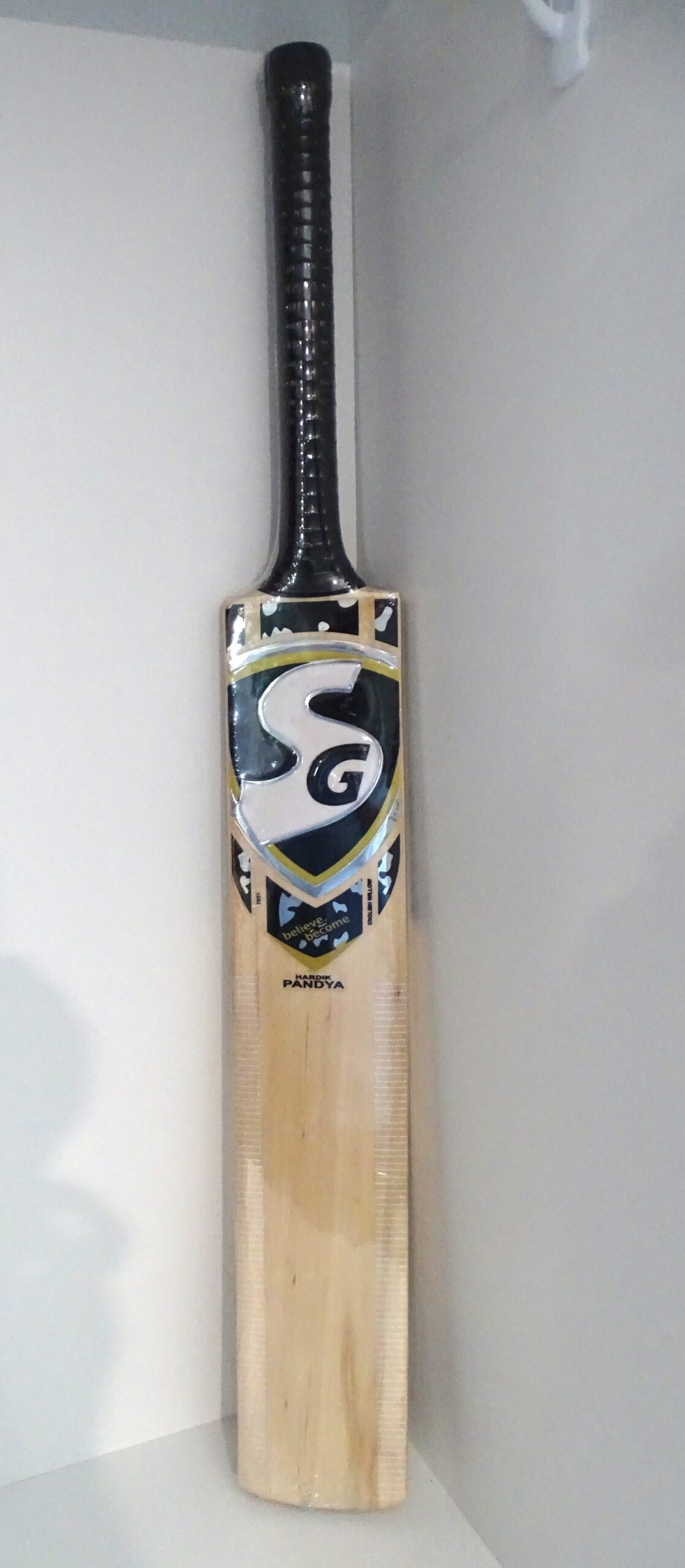 SG Cricket Bat - Image 2